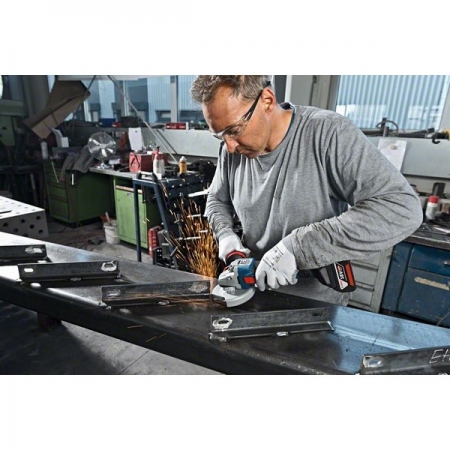 Bosch GWS 18V-10 C SOLO i L-Boxx utan batteri & laddare