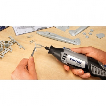 Dremel 4000-6/128 PLATINUM EDITION 6 tillsatser & 128 tillbehör